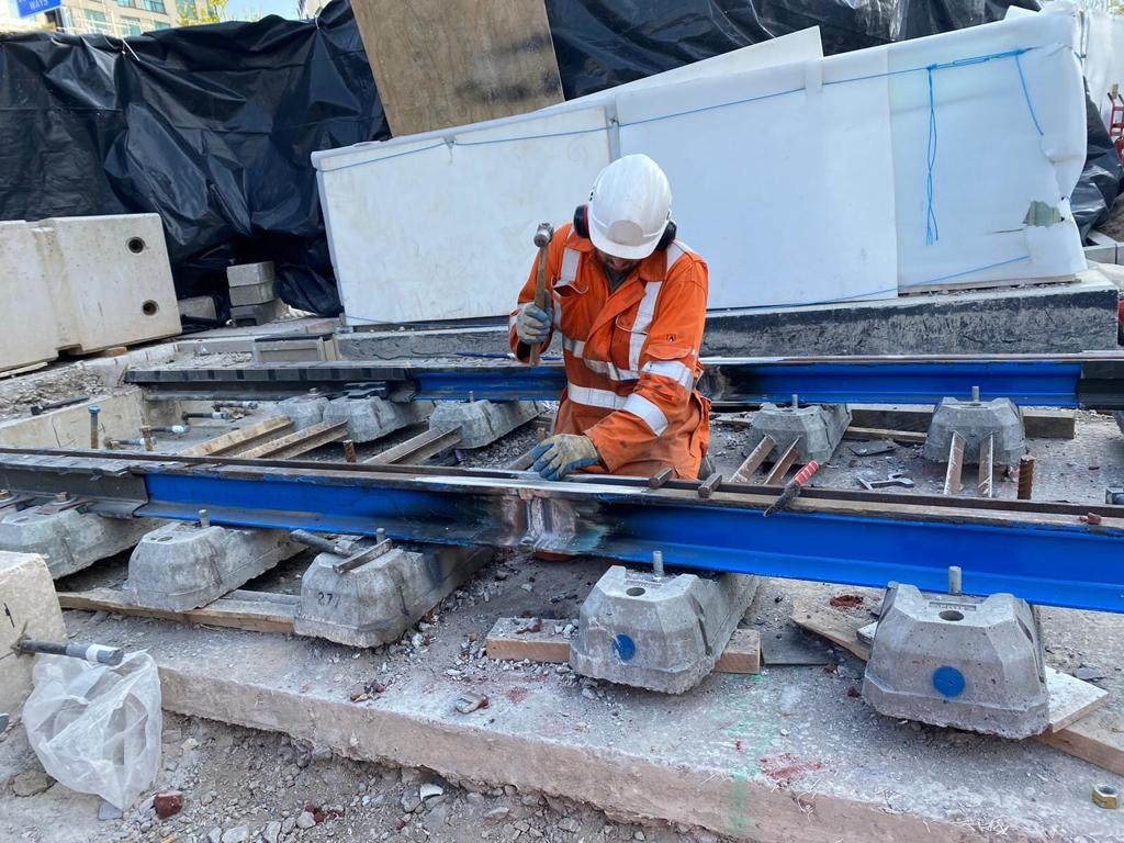 Midland Metro Alliance celebrates milestone track weld in Centenary Square