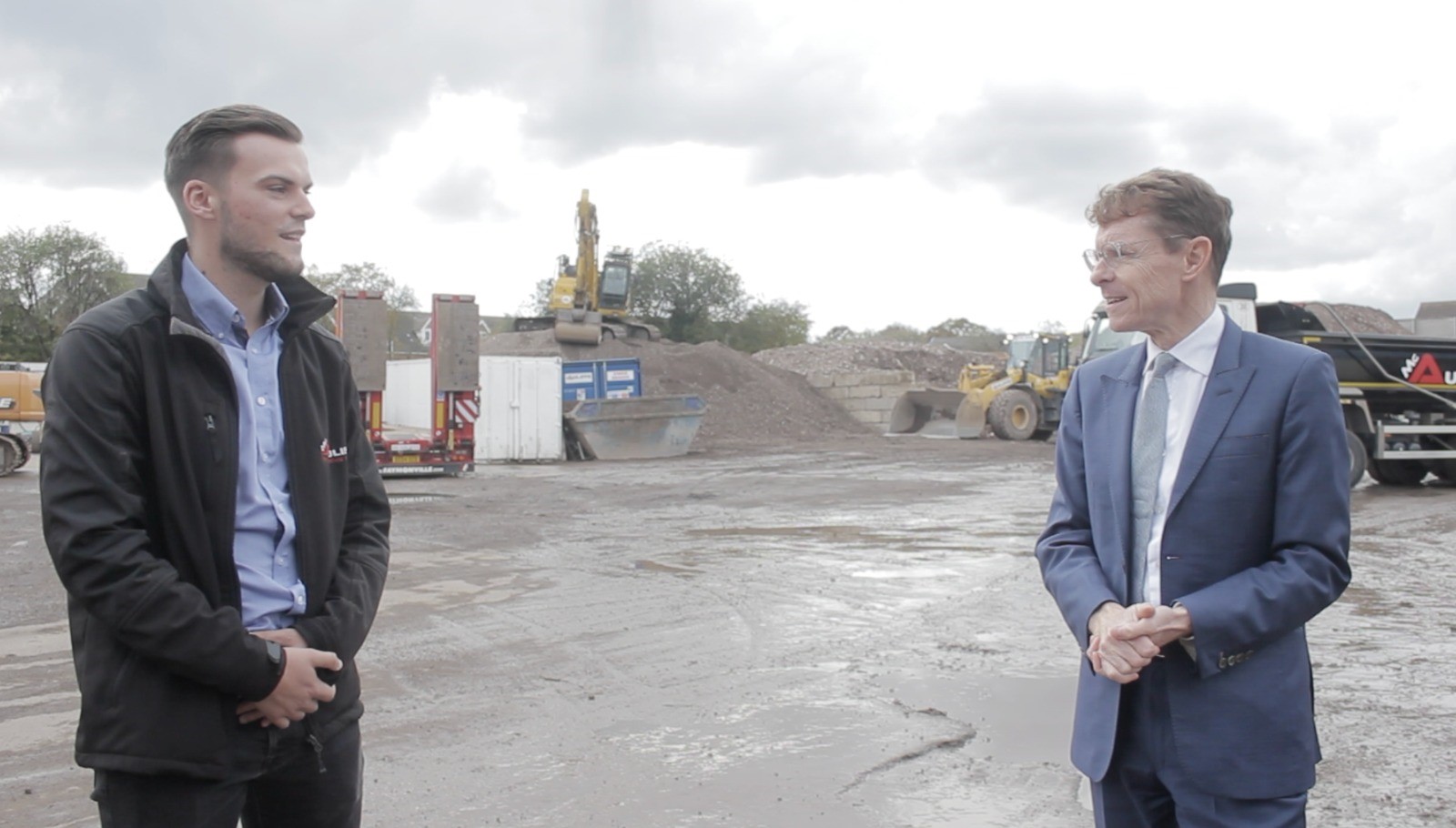 Mayor Andy Street meets apprentice Lewis Trout who is working on HS2 for Wolverhampton based firm McAuliffe